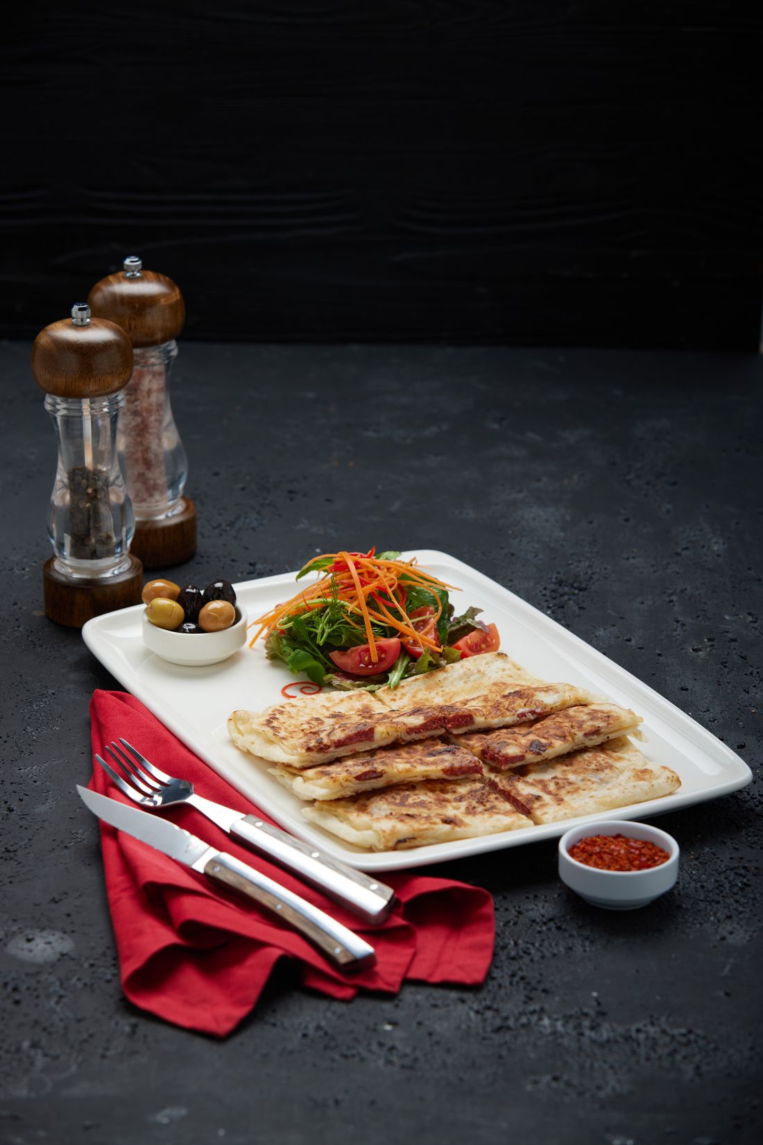 Sucuklu Kaşarlı Gözleme