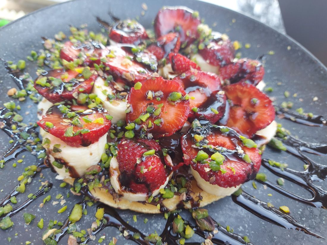 Muzlu Çilekli Waffle